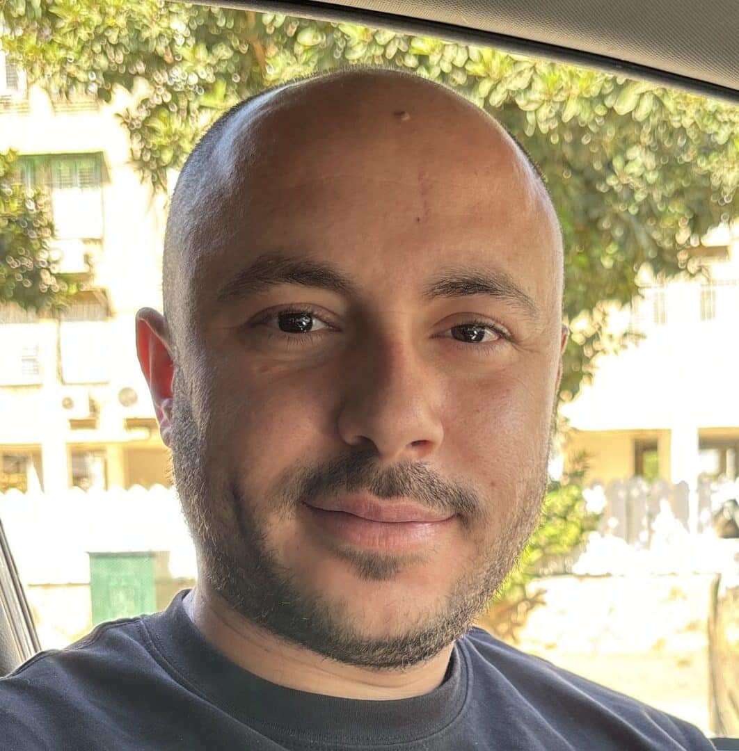 עדי מור