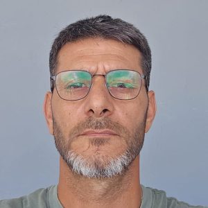 צחי